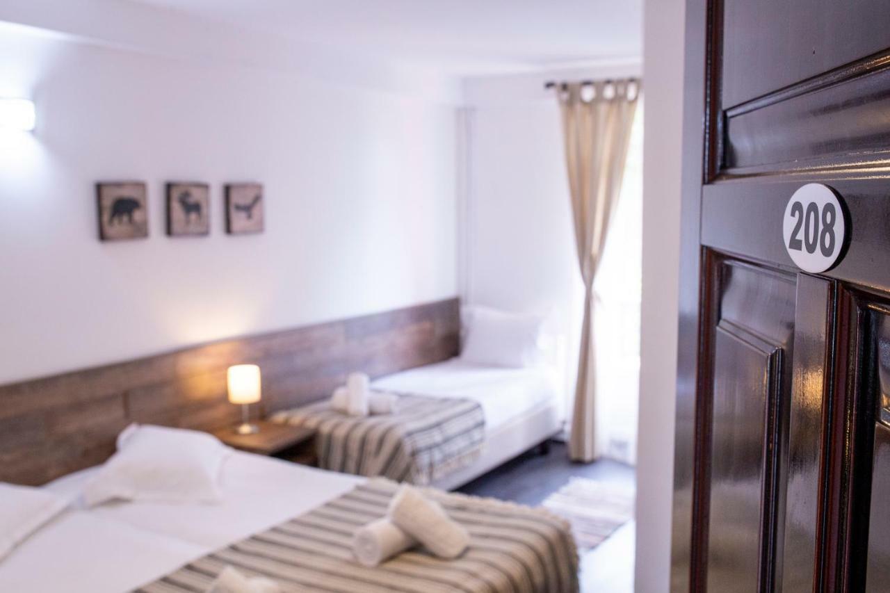 Hotel Floare De Colt Mînăstirea Humorului Extérieur photo